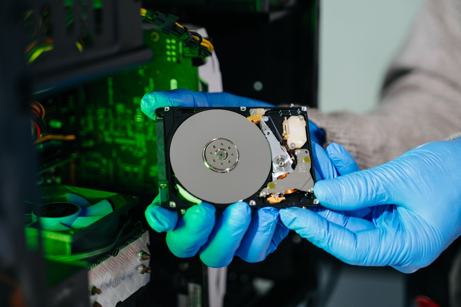 backup e disaster recovery: disco guasto estratto dal server